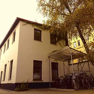 Studio U Parkplatz, Zentrale Ruhelage Neben Grünoase , Wien Österreich